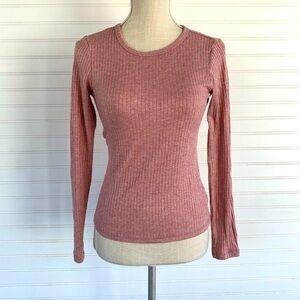 Old Navy Pink shimmer long sleeved top Size M